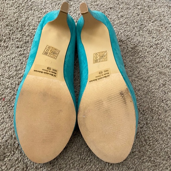 iHeart Aqua Faux Suede Heels - Picture 7 of 7